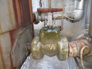 バルブ漏水ＦＲＰ漏れ補修